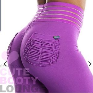 Cute Booty Lounge Hot Purple Leggings 💜